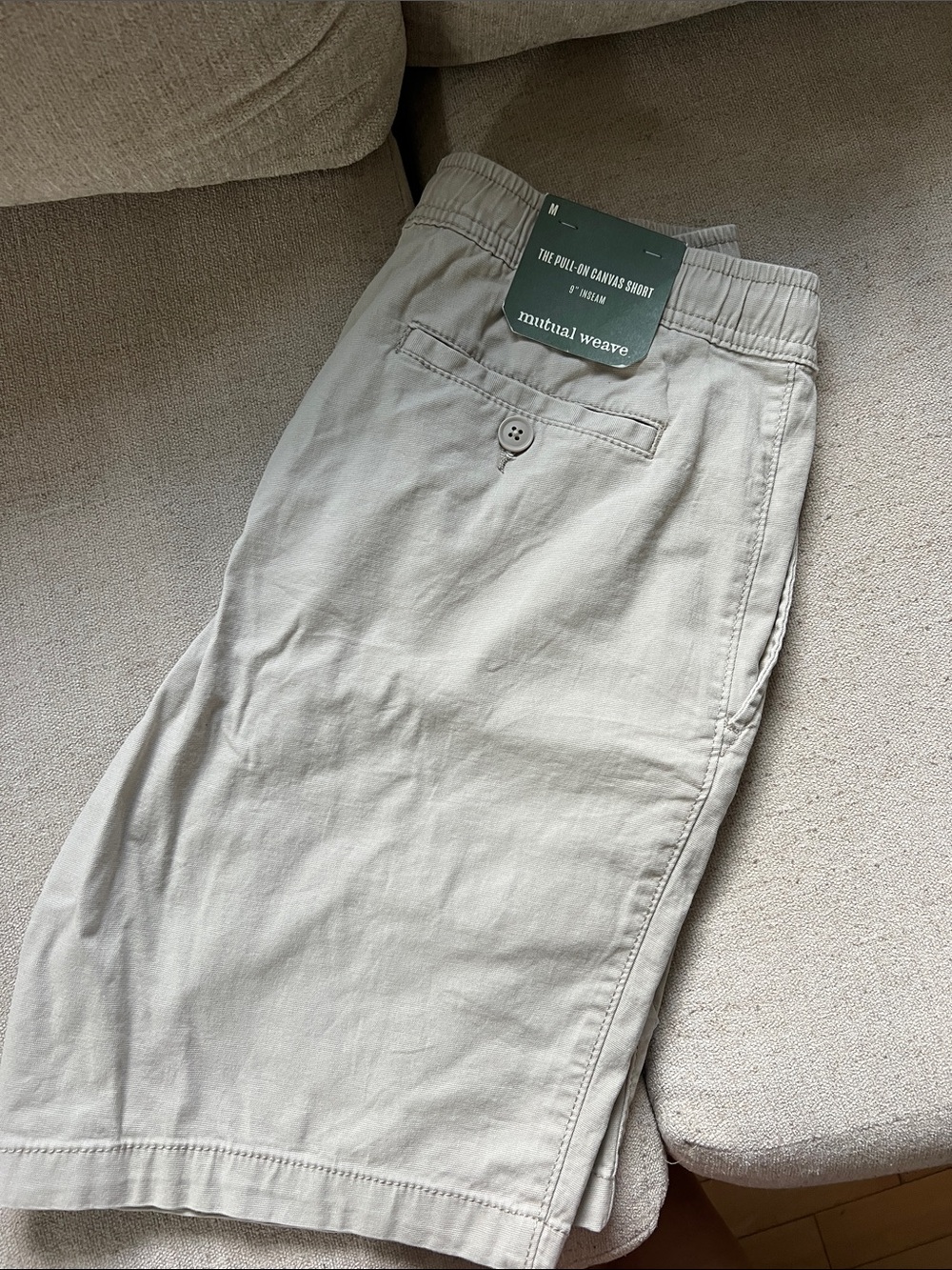 Mutual Weave Men’s Pull-On Canvas Shorts in Light Gray